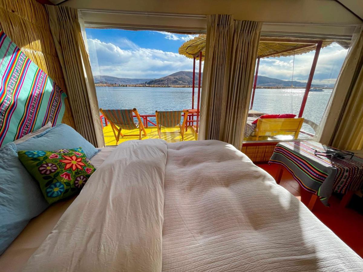 Vip Flotante Villa Puno Exteriör bild