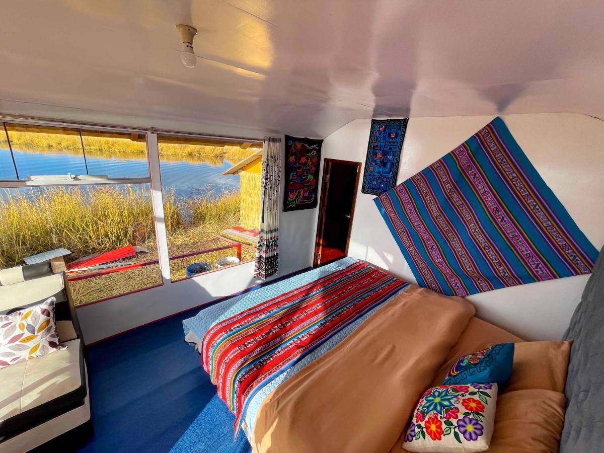 Vip Flotante Villa Puno Exteriör bild